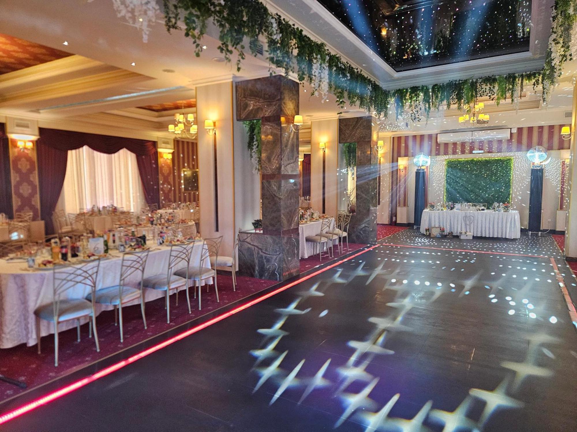 Hotel Bulevard Фэгэраш Экстерьер фото